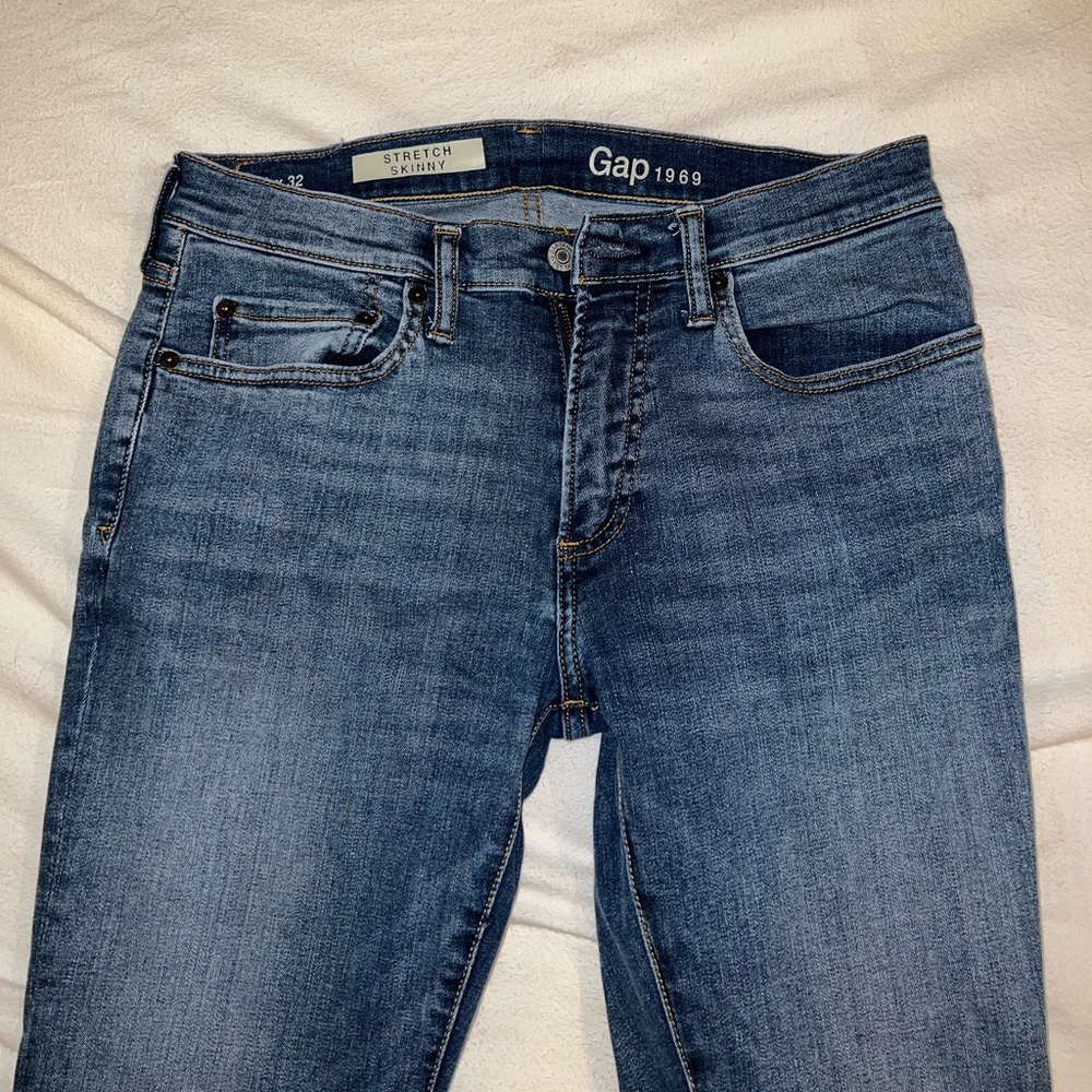 Mens Medium Wash Denim Jeans